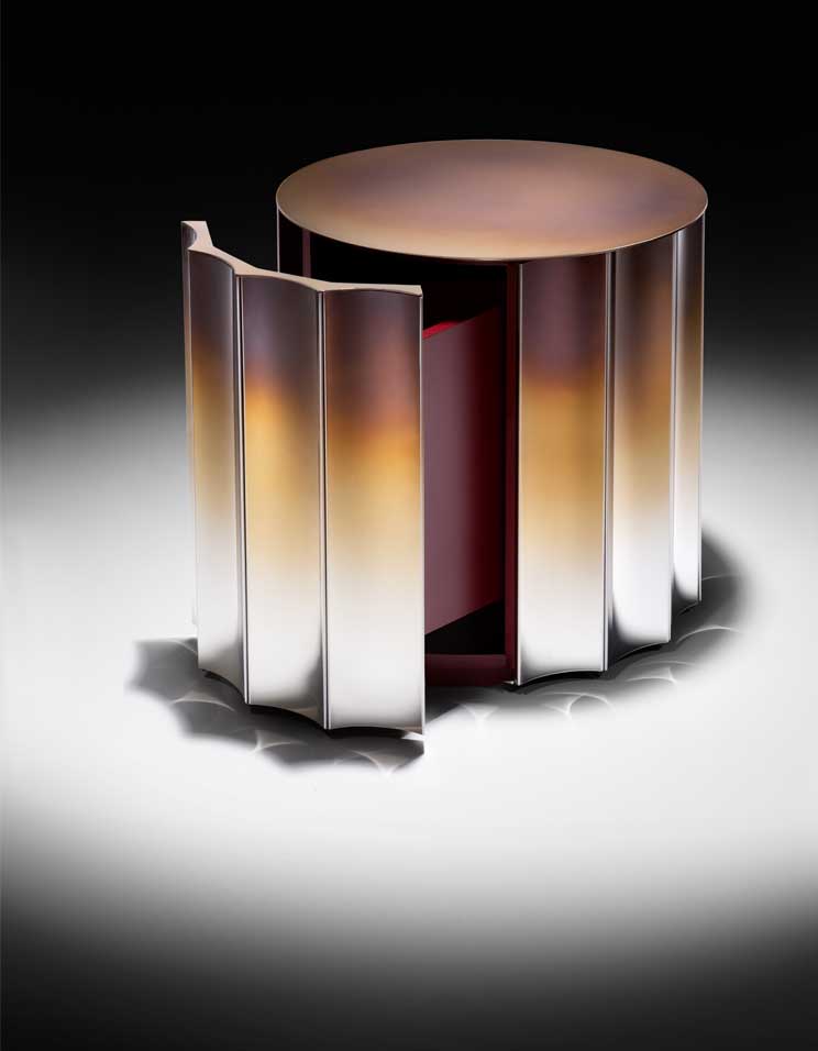 Dorica Bedside table